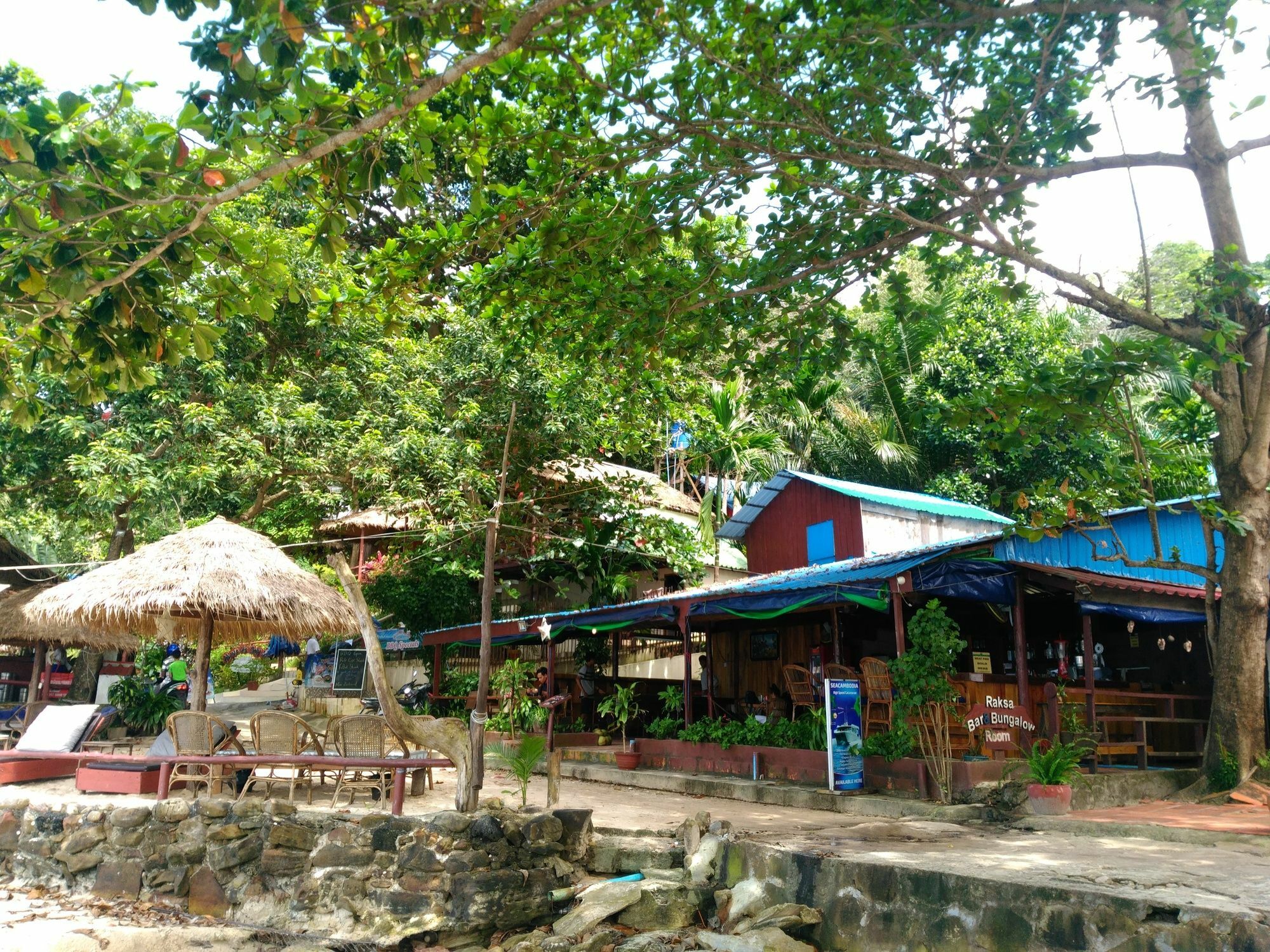 Raksa Bar & Bungalows Sihanoukville Exterior foto